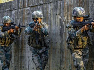 Китай і Росія проведуть спільні військові навчання, – Financial Times