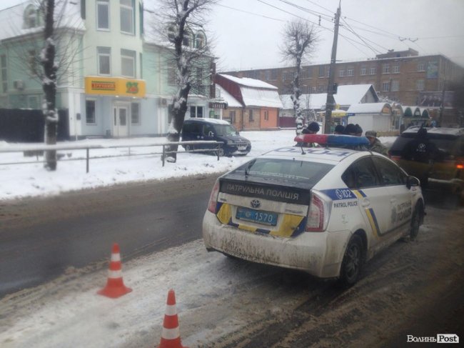 Аварія в Луцьку: зіткнулися «Нива» та BMW. ФОТО