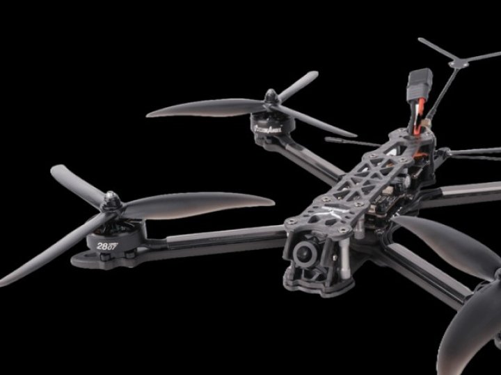 Комплектуючі для FPV-дронів: що потрібно для збірки та де купити в Україні