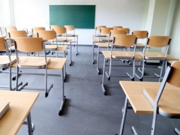 Волинь грипує: в області уже 42 школи пішли на карантин