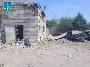 Росія обстріляла житлові квартали Херсона
