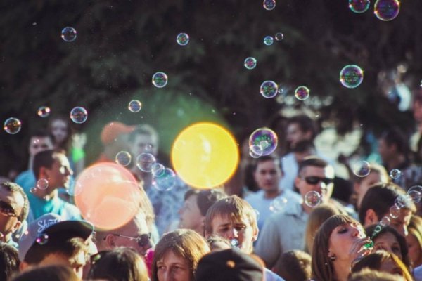 Фестиваль бульбашок у Луцьку. ФОТО