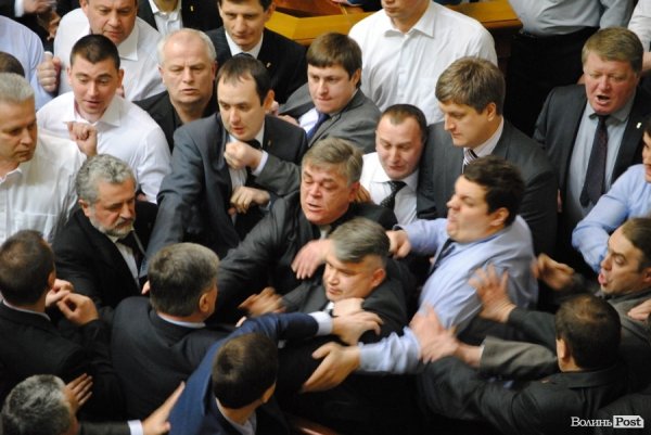 Нардеп з Волині побився з олімпійським чемпіоном. ФОТО