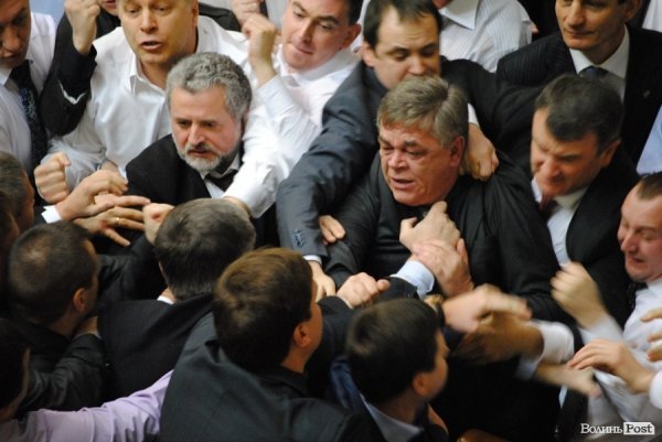 Нардеп з Волині побився з олімпійським чемпіоном. ФОТО