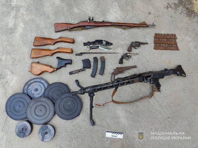 Волинські правоохоронці затримали торговця зброєю з Одеси