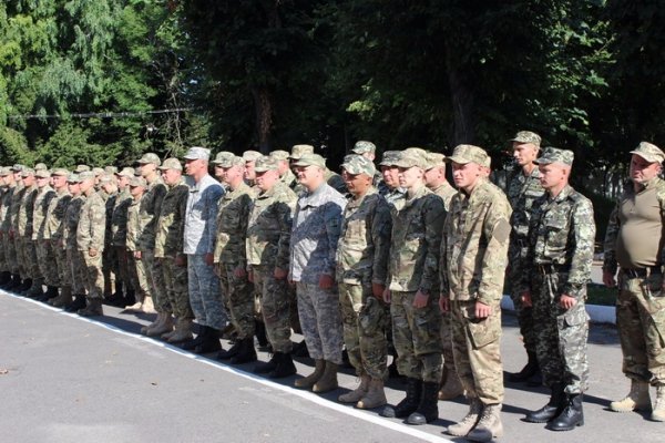 Луцьких прикордонників проводжали в АТО. ФОТО