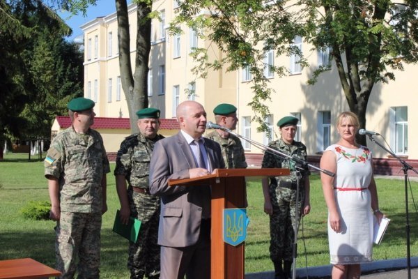 Луцьких прикордонників проводжали в АТО. ФОТО