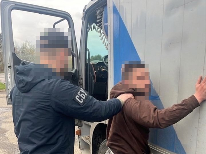 Росіяни завербували 20-річного студента, який підпалив суд у Луцьку: у СБУ повідомили деталі