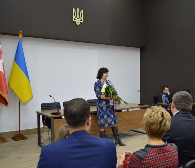 Голову Луцького міськрайонного суду урочисто провели у відставку. ФОТО