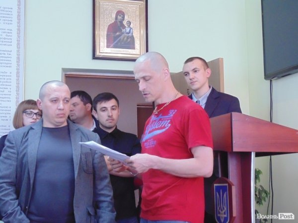 Революціонери хочуть заміни начальника ДАІ Волині. ВІДЕО