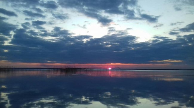 Магічний захід сонця на озері Світязь. ФОТО 