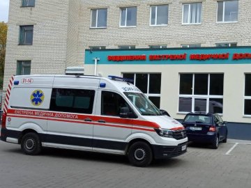 Волинянка народила хлопчика у кареті «швидкої»