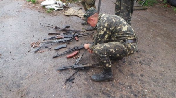 Знайшли самописець збитого вертольота. ФОТО