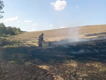 На Волині жінка через спалювання стерні опинилася у лікарні 