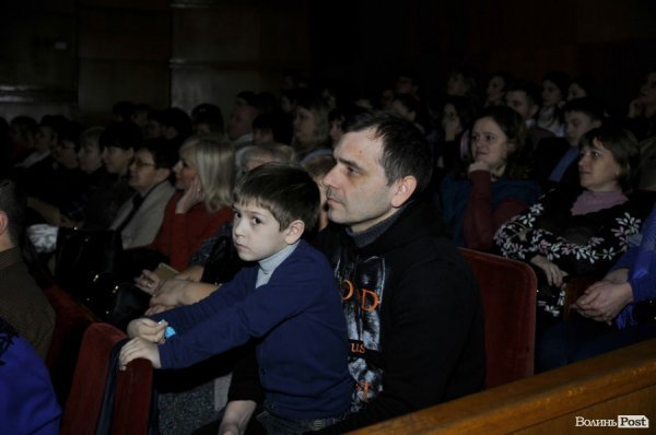 «Коляда з Тетяною Ціхоцькою»: фото благодійного концерту