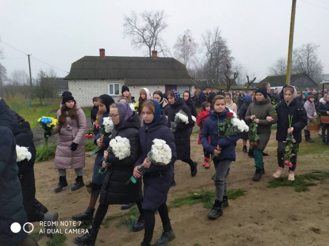 В перший день нового року на Волині попрощалися з Героєм Богданом Багликом. ВІДЕО