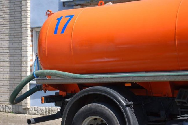 У Луцьку позначать машини, які легально виливатимуть нечистоти