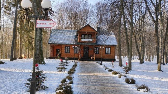 Ельфи, білий ведмідь: як працює резиденція Санти у Воротневі. ФОТО. ВІДЕО