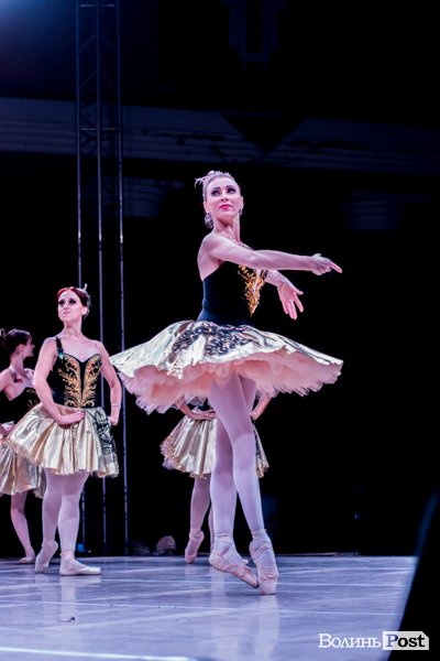 Танці під дощем та ангели на мурах: чим дивувала гостей «Ніч у Луцькому замку». ФОТО