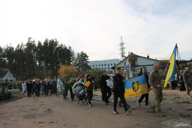 На Волині попрощалися з 30-річним Героєм Віталієм Козеєм. ФОТО