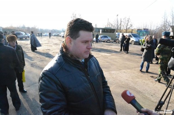 У Луцьку вшанували Героїв Крут, Небесної Сотні та війни на Сході. ФОТО