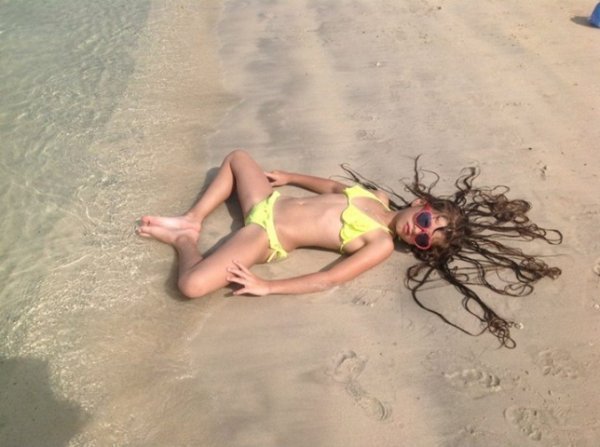 Наша маленька красуня Анютка. ОАЕ, Дубаї жовтень 2012 рік. Автор Оксана Климовець