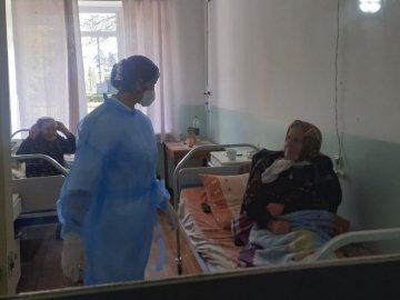 У волинській лікарні розгорнули додаткові ліжка для лікування майже пів сотні хворих на COVID-19