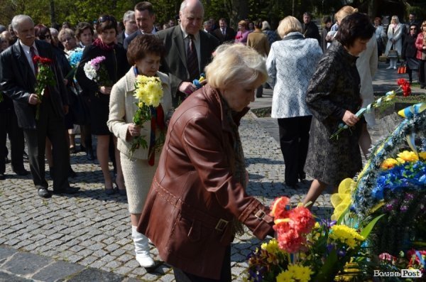У Луцьку вшанували пам’ять загиблих ліквідаторів Чорнобильської аварії. ФОТО