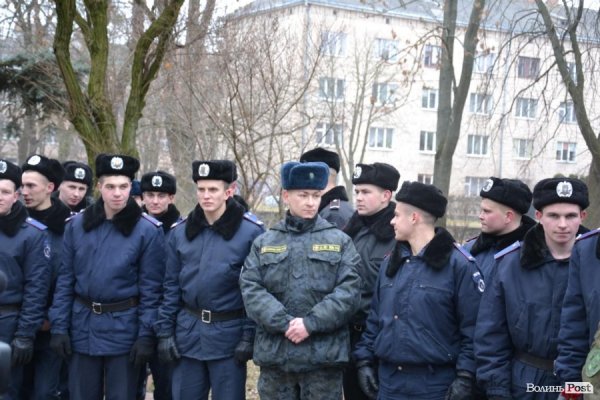 У Луцьку вшанували воїнів-інтернаціоналістів та сучасних героїв, які захищають країну на Сході. ФОТО
