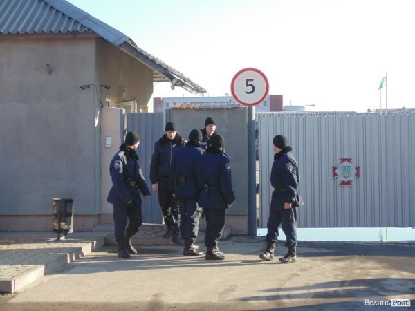 Командир луцьких ВВшників запевняє, що в Київ бійці не поїдуть