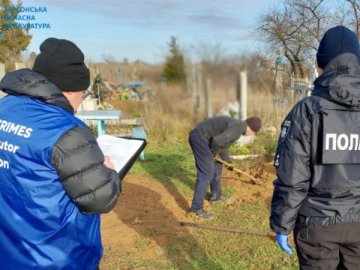 На Херсонщині росіяни розстріляли на власному подвір’ї жінку, –  Генпрокуратура