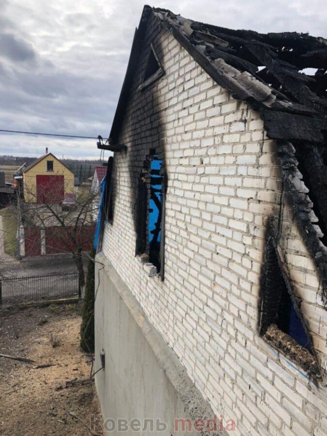 Волиняни, у яких горів дім, просять про допомогу. ФОТО, ВІДЕО