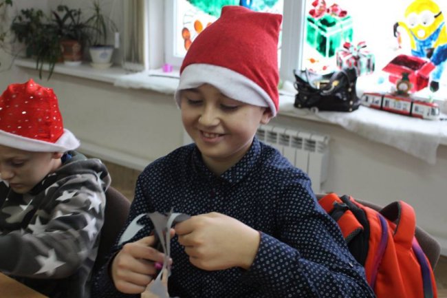 У Святого Миколая на Волині з’явилися помічники у формі. ФОТО