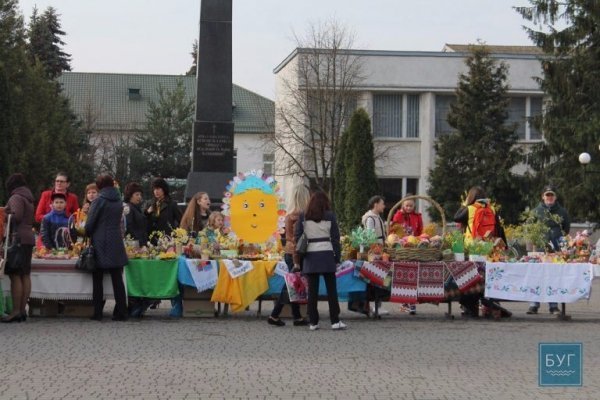До Великодніх свят у Володимирі влаштували ярмарок. ФОТО