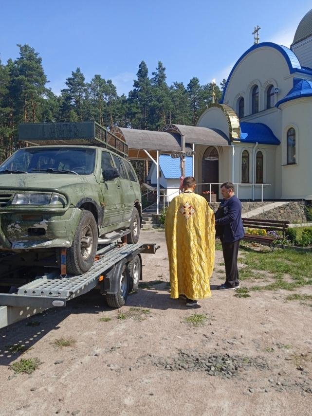 Волинські медики зібрали для армії понад мільйон