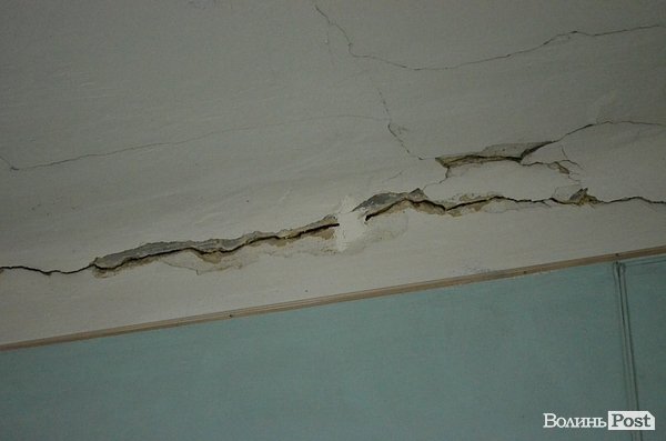 У Луцьку будинок Косачів тріщить по швах. ФОТО