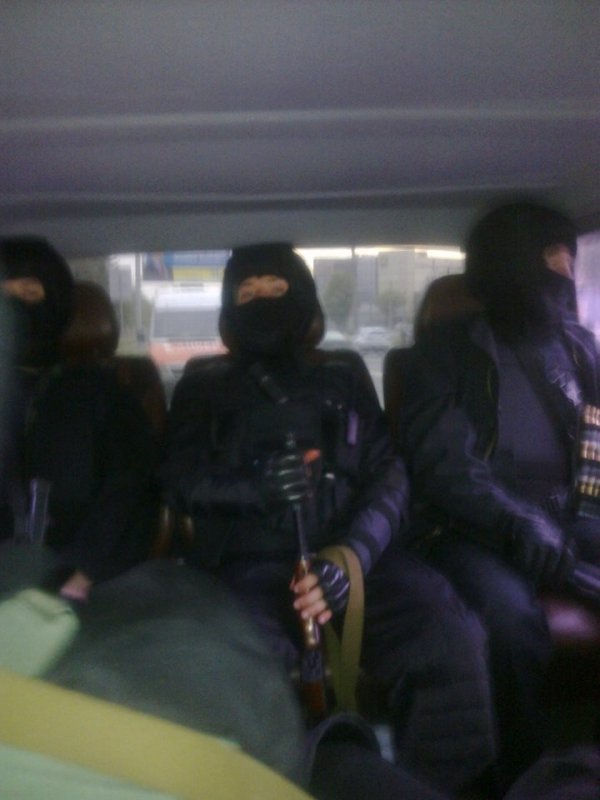 «Чорні чоловічки». ФОТО