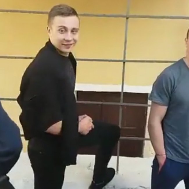 Ідентифікували частину «тітушок», які зібралися під міськрадою в Луцьку