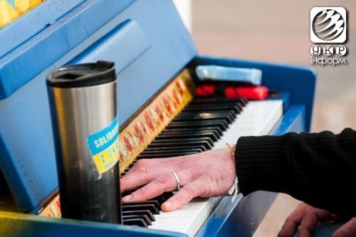 Піаніст-«екстреміст» виступив у Дніпропетровську. Фото