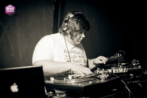 «Пузате RnB party» в луцькому клубі. ФОТО. ВІДЕО