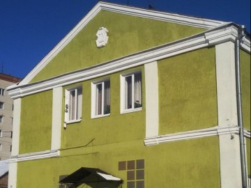 Бібліотеку Луцького району хочуть забрати на баланс міста