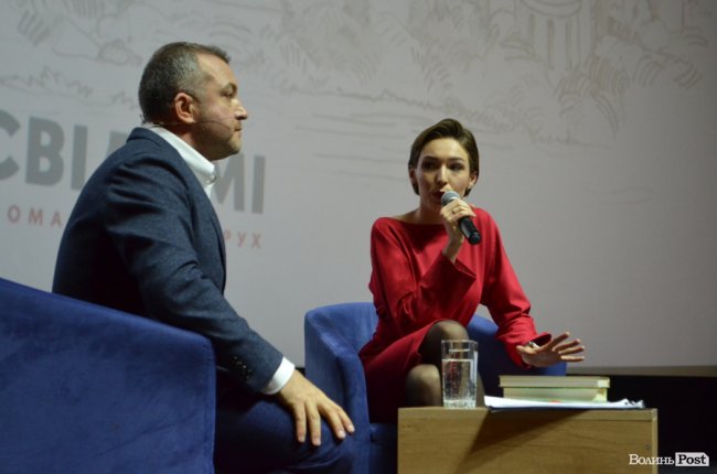 Вибори, еміграція і майбутнє міста: про що Андрій Покровський спілкувався з лучанами