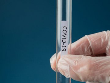 В Україні за добу зареєстрували майже 6 тисяч нових випадків коронавірусу 