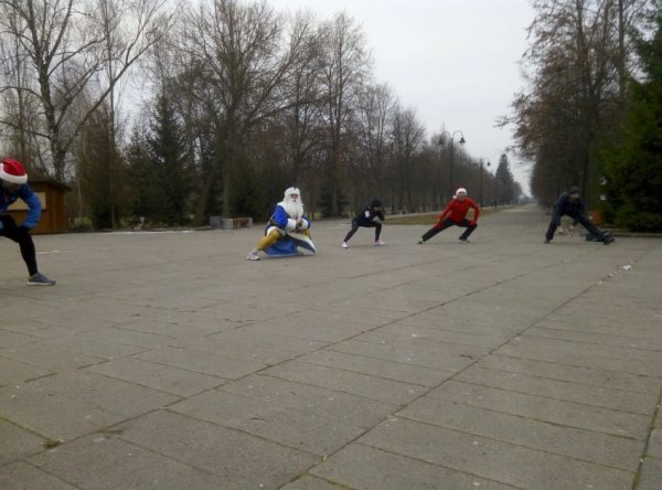 У луцькому парку новий рік розпочали з пробіжки