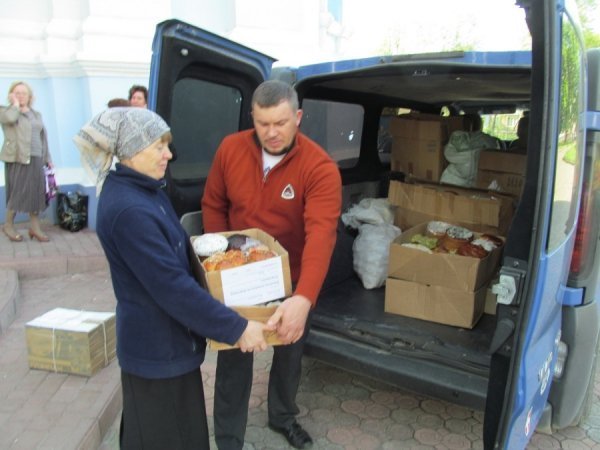 Волинські священики передали допомогу армії. ФОТО