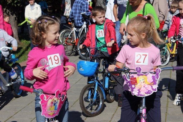 Маленькі лучани змагалися на велосипедах із благодійною метою. ФОТО