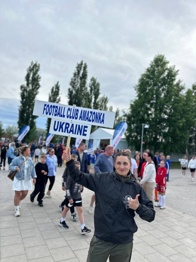 Дівчача футбольна команда з Луцька «Амазонка» підкорила Швецію