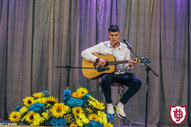 ВНУ імені Лесі Українки поповнився 4400 студентами. ФОТО