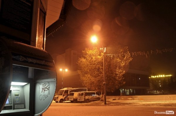 Сніг у Луцьку. ФОТО