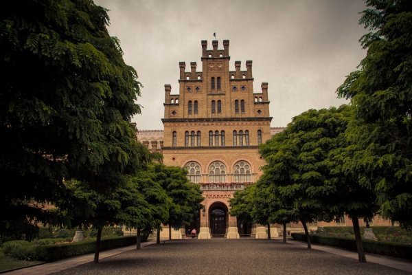 7 місць в Україні, де варто відпочити в травні